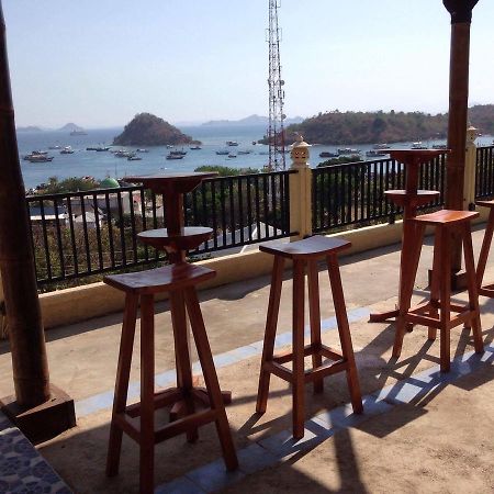 Mawar Hotel Labuan Bajo Exterior photo